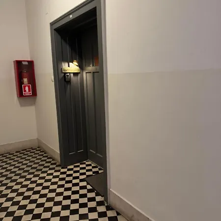 Laros Lejlighed