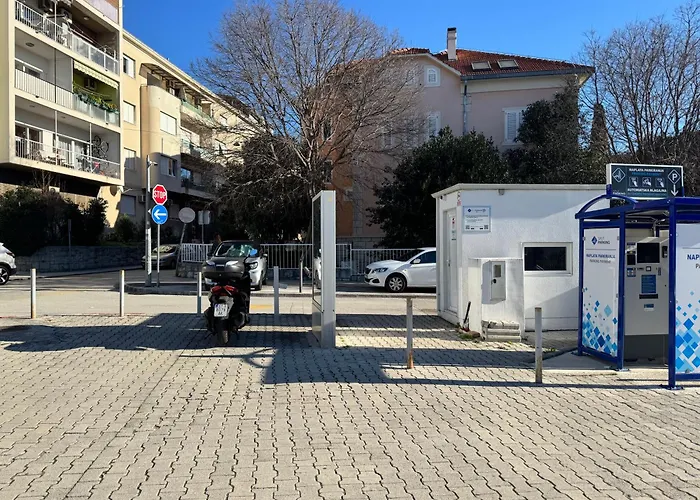 Laros 스플리트