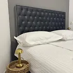 Laros