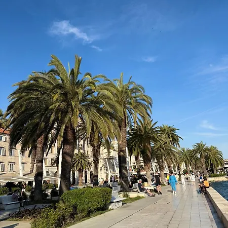 Apartment Laros Split