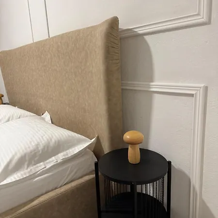 Laros Apartment