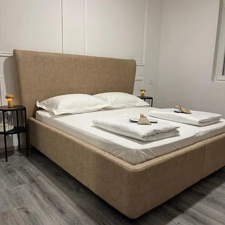 Laros Apartman